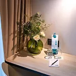 Platzhirsch Living 3* Kelsterbach
