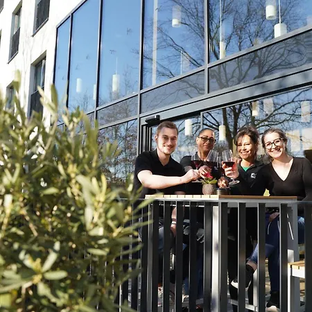 Platzhirsch Living Hotel Kelsterbach