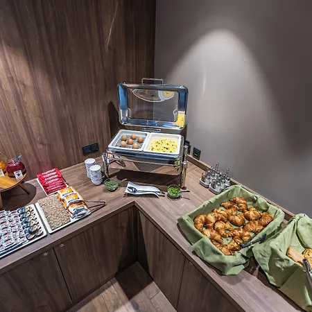 Platzhirsch Living Hotel Kelsterbach