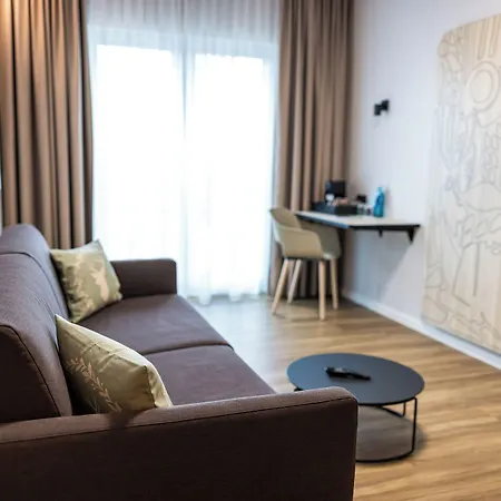 Platzhirsch Living 호텔 3*
