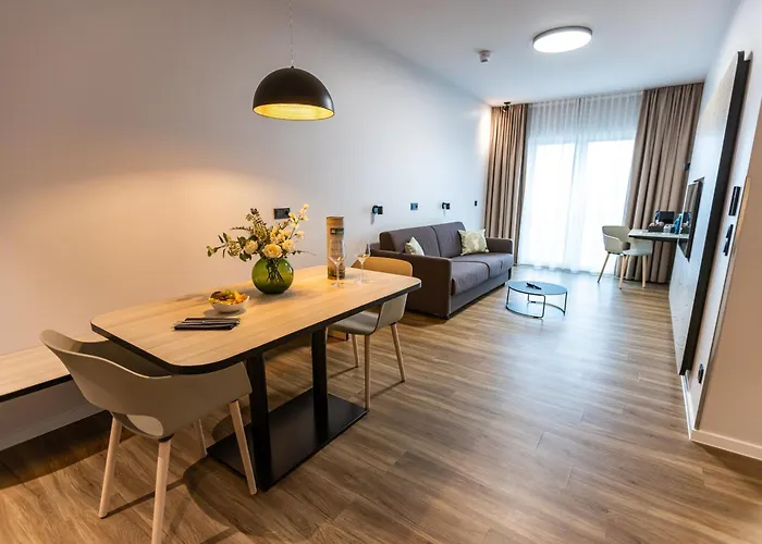 Platzhirsch Living 3* Kelsterbach